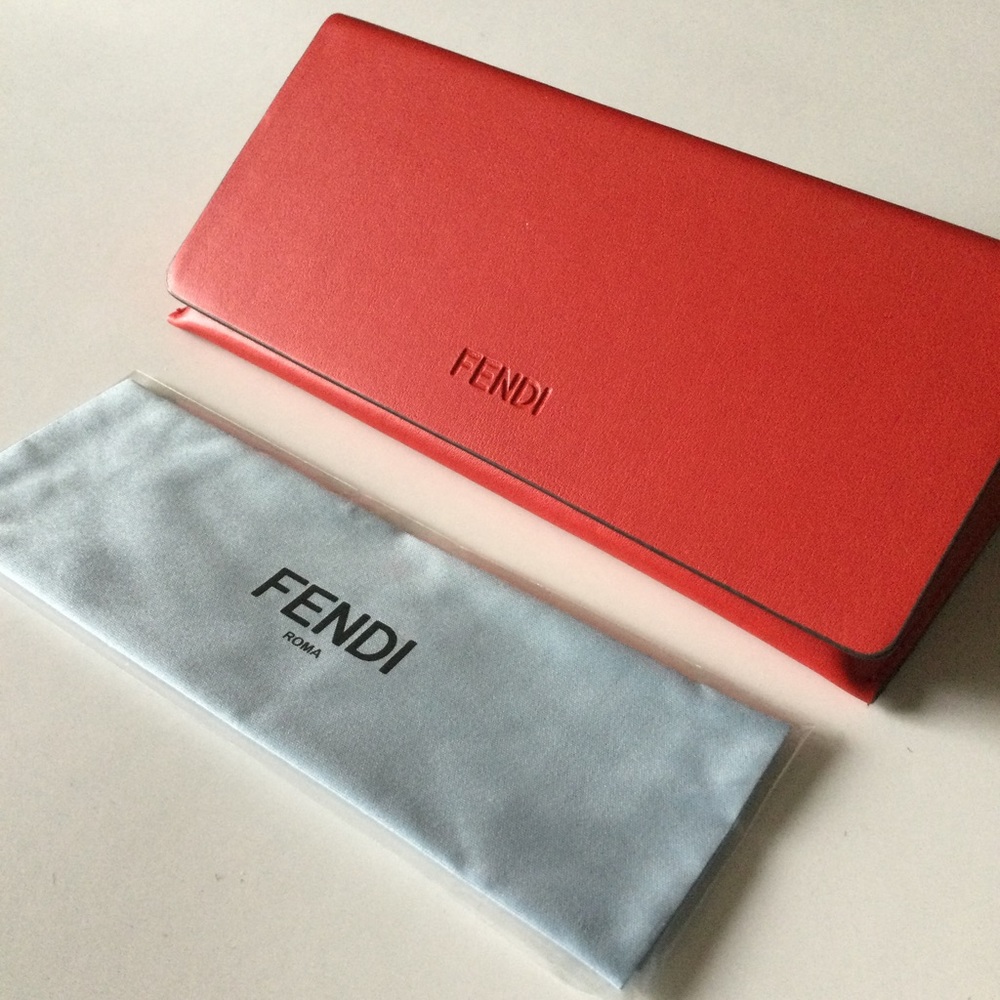 FENDI LARGE RED LEATHER SUNGLASSES CASE PALE BLUE LINING AND CLEANING CLOTH
